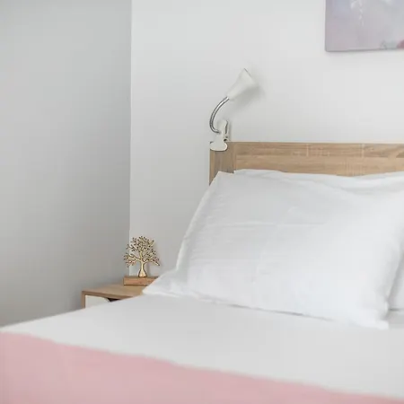 Apartment Dipejo Luxurious Penthouse Lycabettus Hill View Very Close To Syntagma Square And Kolonaki Athens