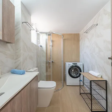 Apartment Dipejo Luxurious Penthouse Lycabettus Hill View Very Close To Syntagma Square And Kolonaki