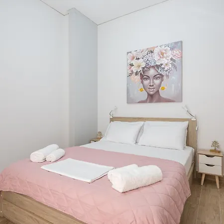 Dipejo Luxurious Penthouse Lycabettus Hill View Very Close To Syntagma Square And Kolonaki Athens